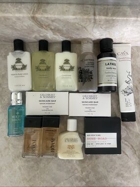 Assorted Travel Size Bath & Body Set! TRAZEL SIZE!